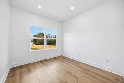 7117 Springdale Street #A/B, Houston, TX 77028 - Photo 24