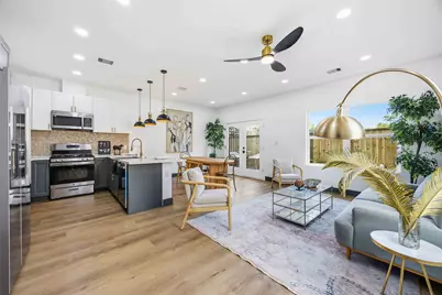 7117 Springdale Street #A/B, Houston, TX 77028 - Photo 6