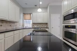 12819 Kingsbridge Ln, Houston, TX 77077 - Photo 24