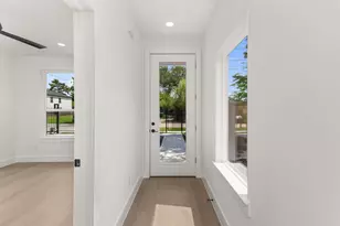 7210 Weyburn St, Houston, TX 77028 - Photo 14
