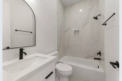 7210 Weyburn Street, Houston, TX 77028 - Photo 10