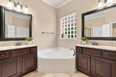 22 Jaspers Place, Spring, TX 77389 - Photo 44