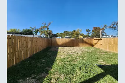 7817 Beckley Street #B, Houston, TX 77088 - Photo 18