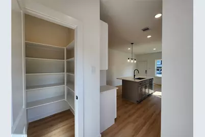 7817 Beckley Street #B, Houston, TX 77088 - Photo 6