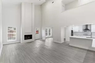 13811 Menasco Ct, Houston, TX 77077 - Photo 8