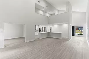 13811 Menasco Ct, Houston, TX 77077 - Photo 10