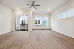 3067 Hicks St, Houston, TX 77007 - Photo 8