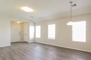 6301 Hogue St, Houston, TX 77087 - Photo 4