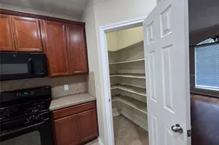 12331 Natchez Park Ln, Humble, TX 77346 - Photo 8