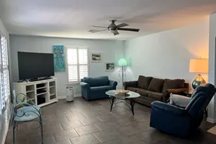 16527 Frances Drake Rd, Jamaica Beach, TX 77554 - Photo 6