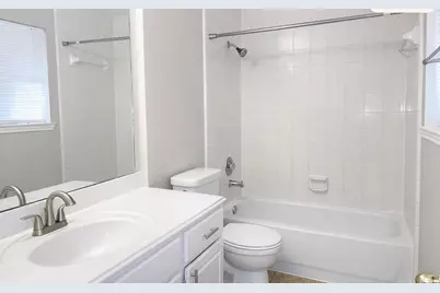 17150 Summer Hollow Drive, Sugar Land, TX 77498 - Photo 10
