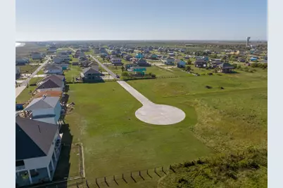 189 Ocean View Drive, Crystal Beach, TX 77650 - Photo 6