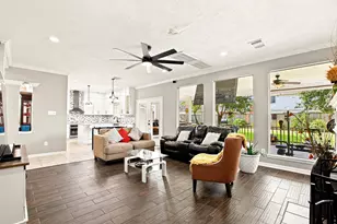 15214 Walden Park Ct, Houston, TX 77049 - Photo 20