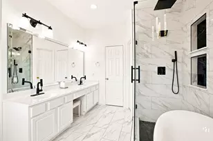 15214 Walden Park Ct, Houston, TX 77049 - Photo 30