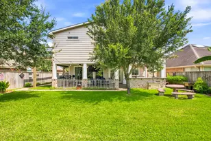 15214 Walden Park Ct, Houston, TX 77049 - Photo 46