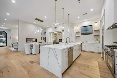 1202 W Drew, Houston, TX 77006 - Photo 18
