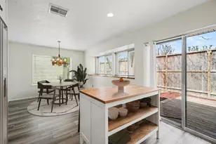 1723 Linfield Way, Houston, TX 77058 - Photo 2