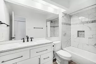 1723 Linfield Way, Houston, TX 77058 - Photo 16