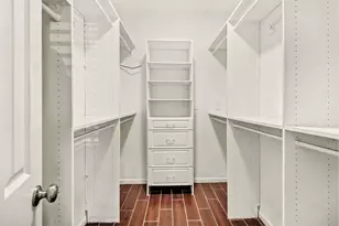 674 Fountain View Ln, League City, TX 77573 - Photo 16