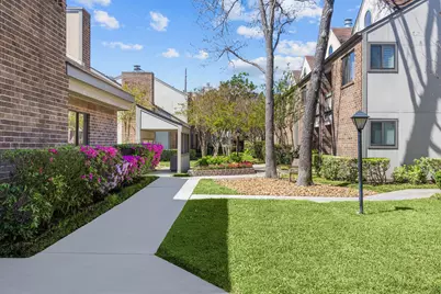 1114 Augusta Drive #1, Houston, TX 77057 - Photo 2