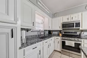 10313 Chadwick St, Houston, TX 77029 - Photo 12