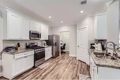 418 Pebble Drive, Dayton, TX 77535 - Photo 10