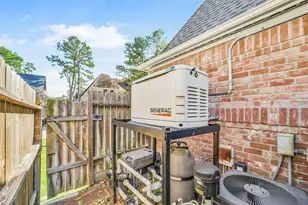 17302 Atherington Pl, Spring, TX 77379 - Photo 48