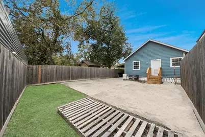 7711 Avenue L, Houston, TX 77012 - Photo 22