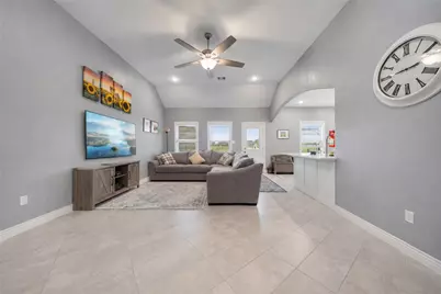 1131 Appaloosa Circle, Angleton, TX 77515 - Photo 6