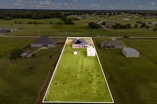 1131 Appaloosa Cir, Angleton, TX 77515 - Photo 4