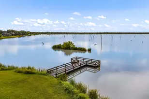 1131 Appaloosa Cir, Angleton, TX 77515 - Photo 36
