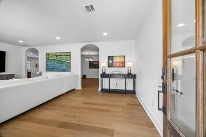 2018 Libbey Drive, Houston, TX 77018 - Photo 2