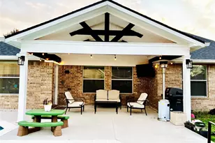 1923 Oak Top Dr, Pearland, TX 77581 - Photo 2