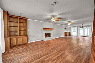 235 S Amherst Drive, West Columbia, TX 77486 - Photo 6