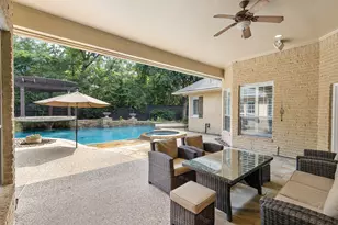 74 W Thymewood Pl, The Woodlands, TX 77382 - Photo 38