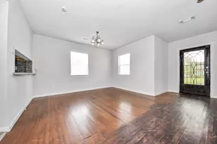 7504 Elm St, Houston, TX 77023 - Photo 12