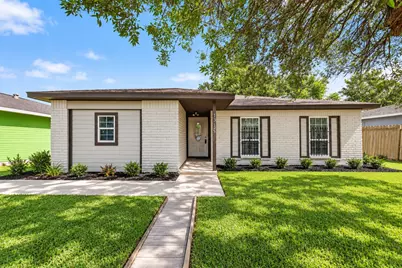 4845 E Ridge Creek Drive, Houston, TX 77053 - Photo 1