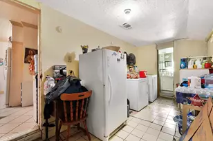 7018 Canal St, Houston, TX 77011 - Photo 12