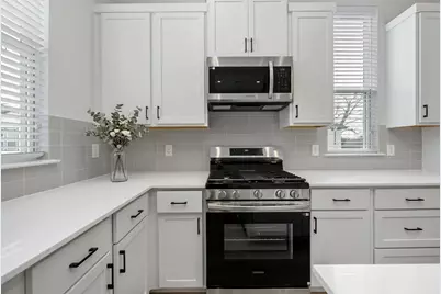 9803 Fulton Park Lane, Houston, TX 77076 - Photo 10