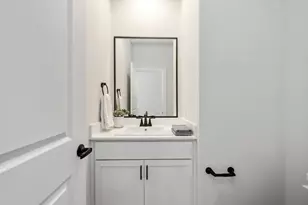 9803 Fulton Pk Ln, Houston, TX 77076 - Photo 16