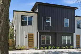8805 Parkway Dr, Houston, TX 77088 - Photo 2