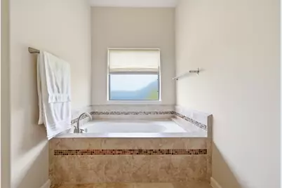 629 W 8th Street, Houston, TX 77007 - Photo 18