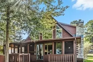 52 Hunters Creek Dr, Huntsville, TX 77340 - Photo 1