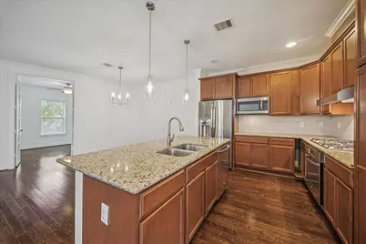 183 Kendrick Pines Boulevard, The Woodlands, TX 77389 - Photo 10
