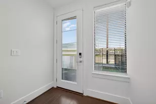 2401 Crawford St, Houston, TX 77004 - Photo 4