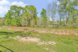 175 Rd 66121, Dayton, TX 77535 - Photo 12