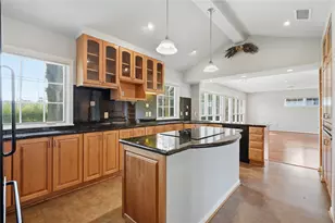 9811 Greenwillow St, Houston, TX 77096 - Photo 22