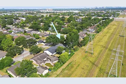 9811 Greenwillow Street, Houston, TX 77096 - Photo 30