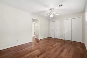 9811 Greenwillow St, Houston, TX 77096 - Photo 28
