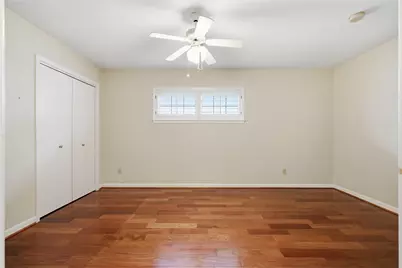 9811 Greenwillow Street, Houston, TX 77096 - Photo 14